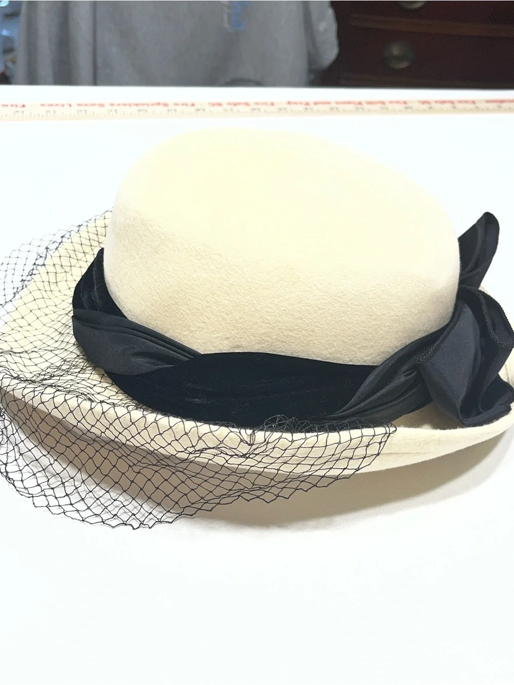 Vintage White Wool Felt Cocktail Hat Black Veil Bow USA Church Wedding